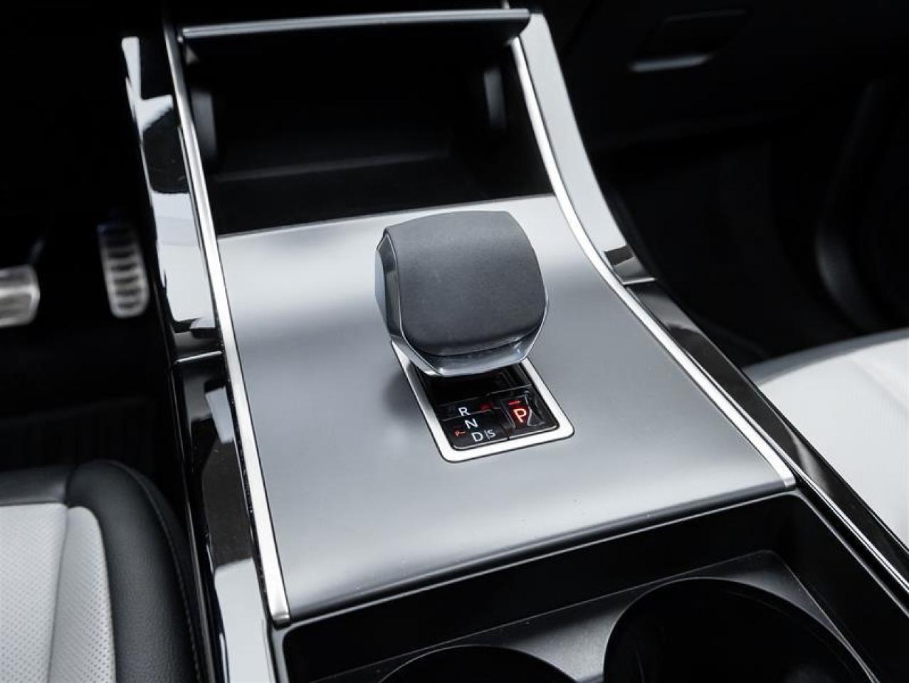 2024 Land Rover Range Rover Evoque  Photo