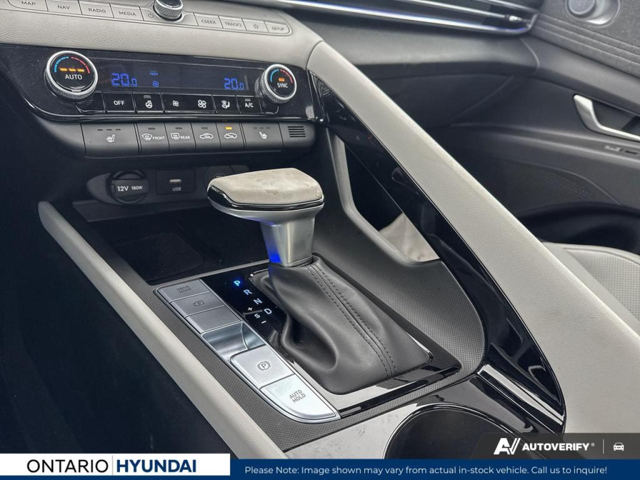 2026 Hyundai Elantra Luxury w/Two-Tone Interior 4dr Sedan Photo