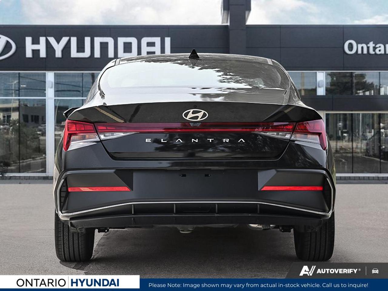 2026 Hyundai Elantra Luxury w/Two-Tone Interior 4dr Sedan Photo