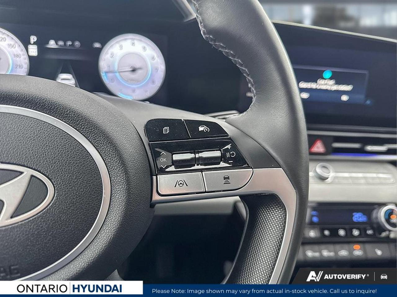 2026 Hyundai Elantra Luxury w/Two-Tone Interior 4dr Sedan Photo