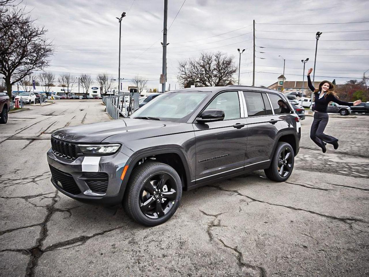 2025 Jeep Grand Cherokee  Photo