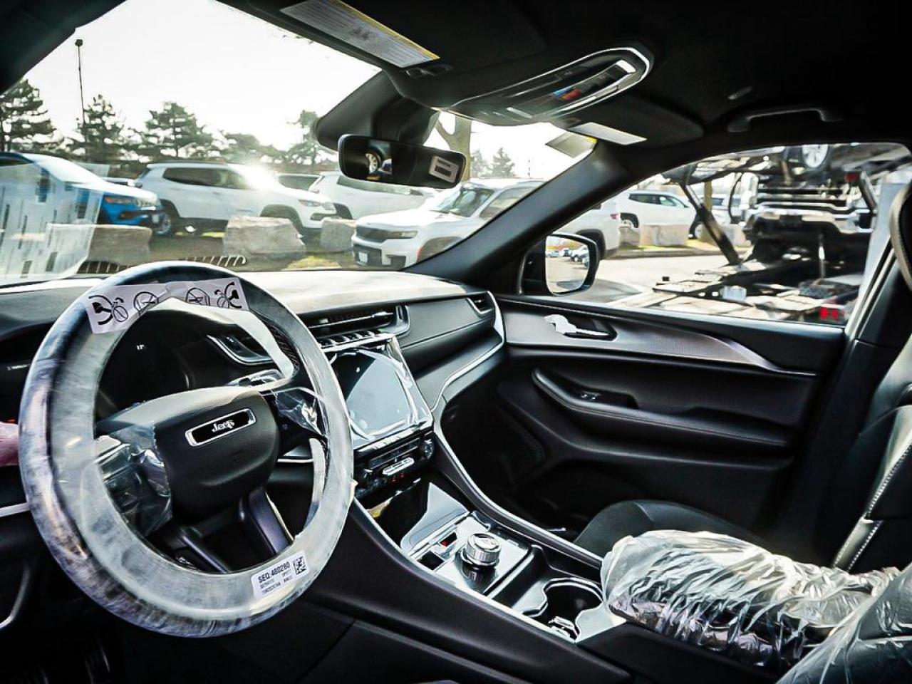 2025 Jeep Grand Cherokee  Photo