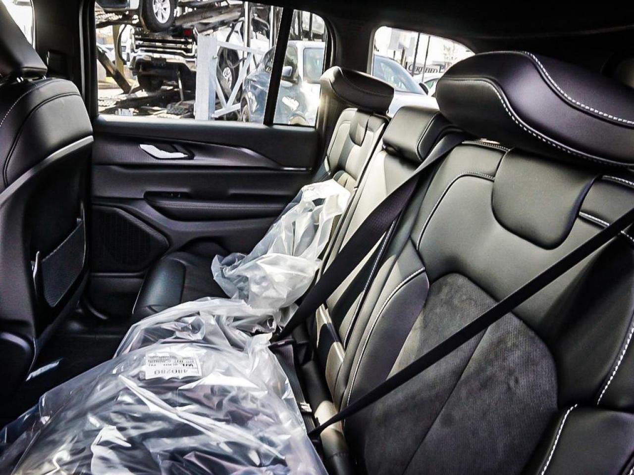 2025 Jeep Grand Cherokee  Photo