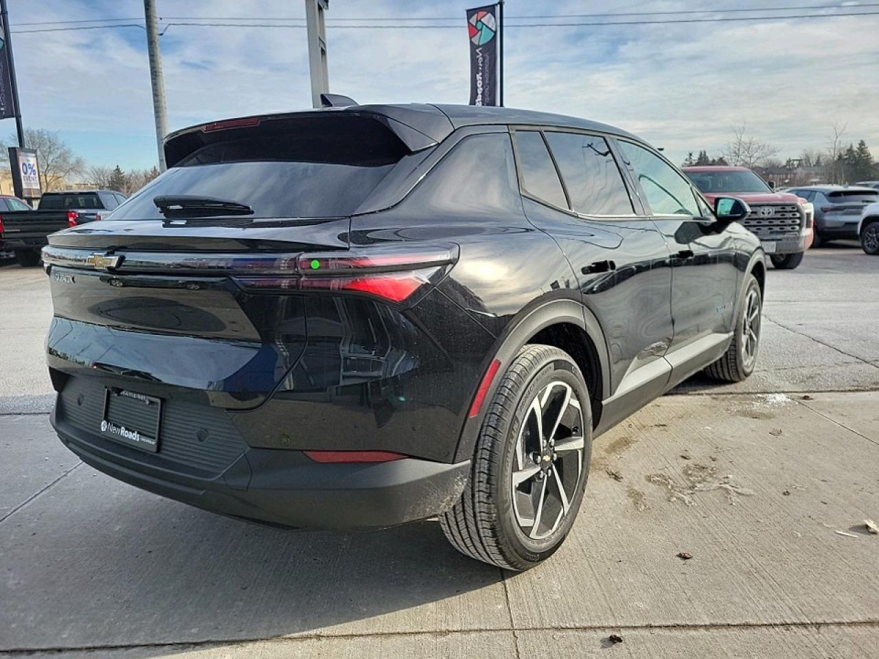 2026 Chevrolet Equinox EV LT 4dr Photo