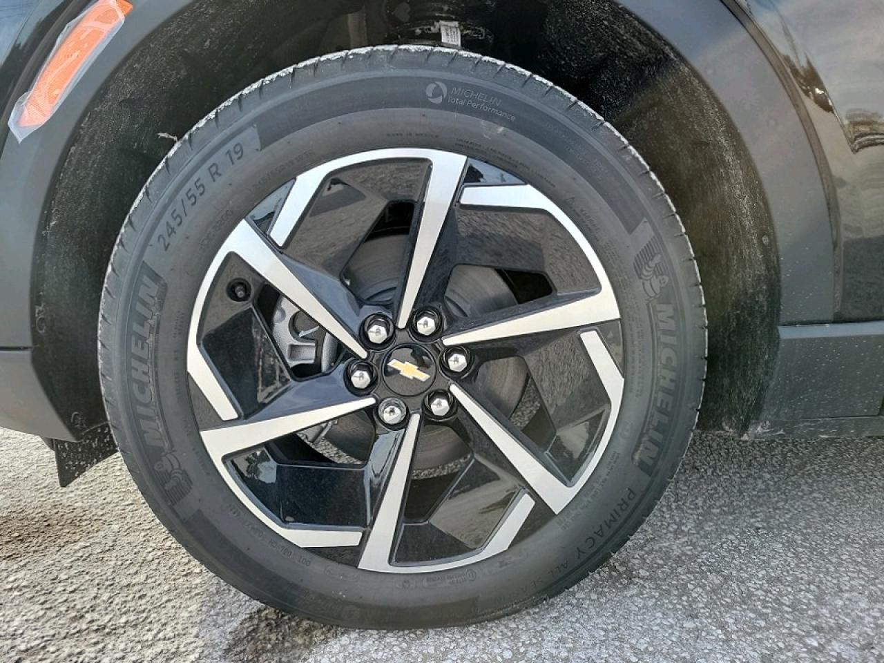 2026 Chevrolet Equinox EV LT 4dr Photo