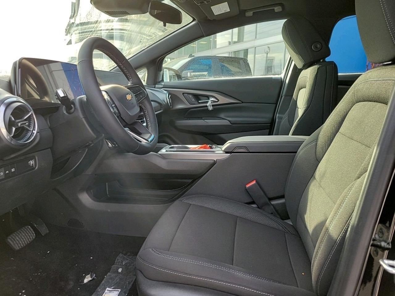 2026 Chevrolet Equinox EV LT 4dr Photo