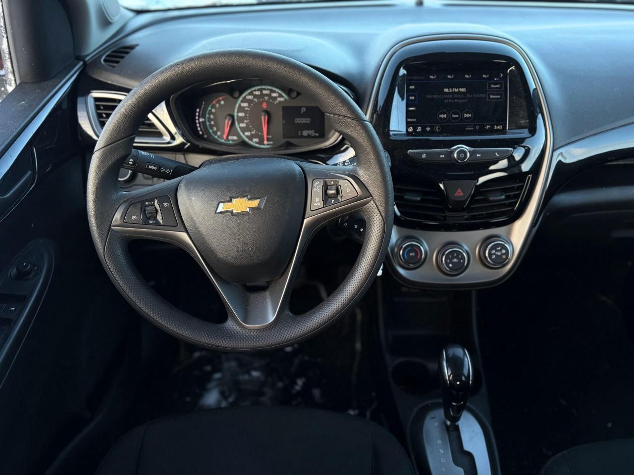 2021 Chevrolet Spark 1LT CVT 4dr Hatchback Photo