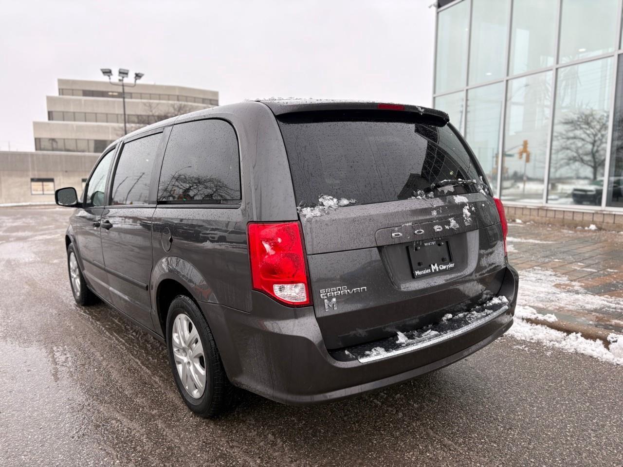2016 Dodge Grand Caravan SE/SXT Passenger Van Photo
