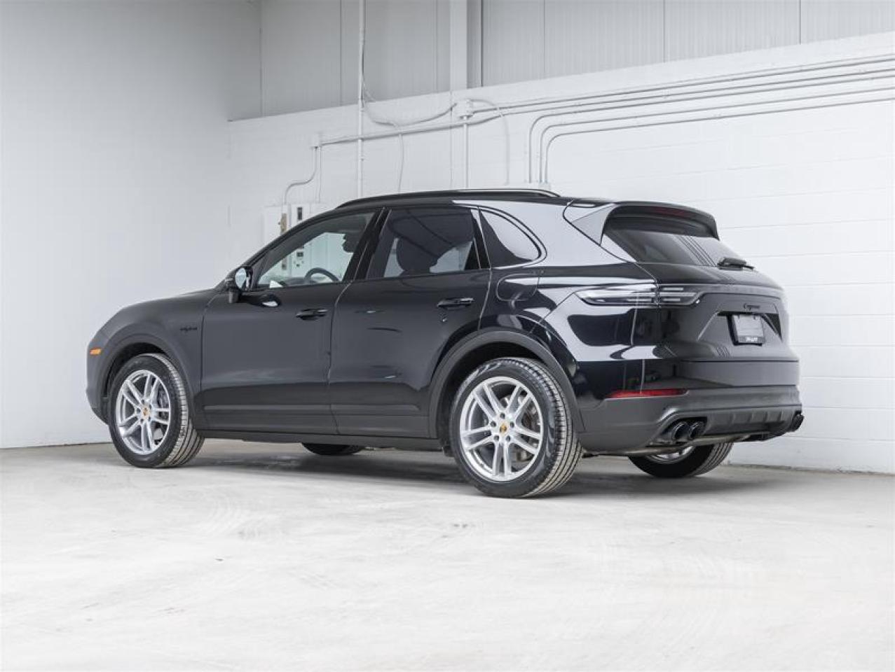 2022 Porsche Cayenne  Photo