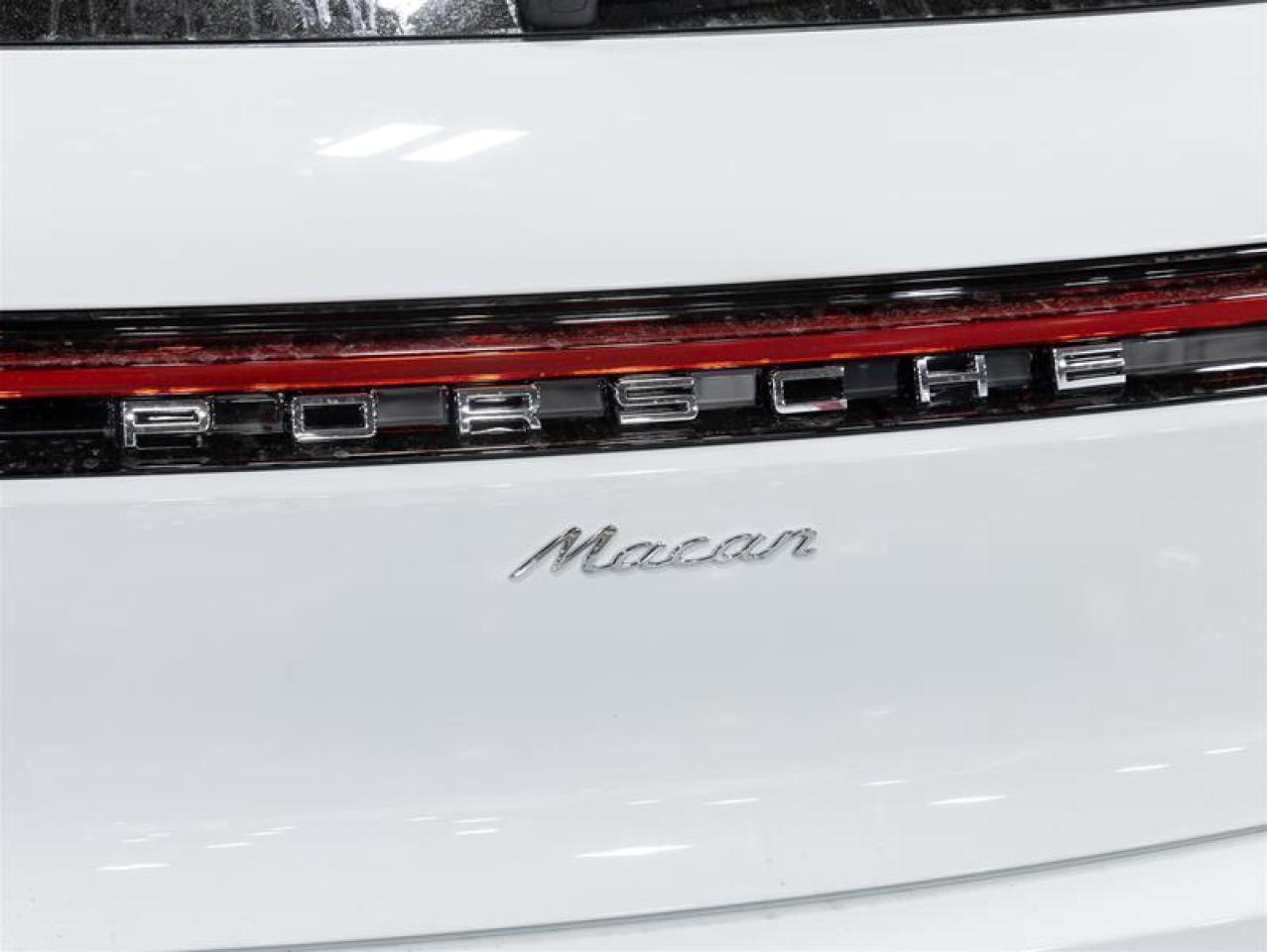 2025 Porsche Macan  Photo