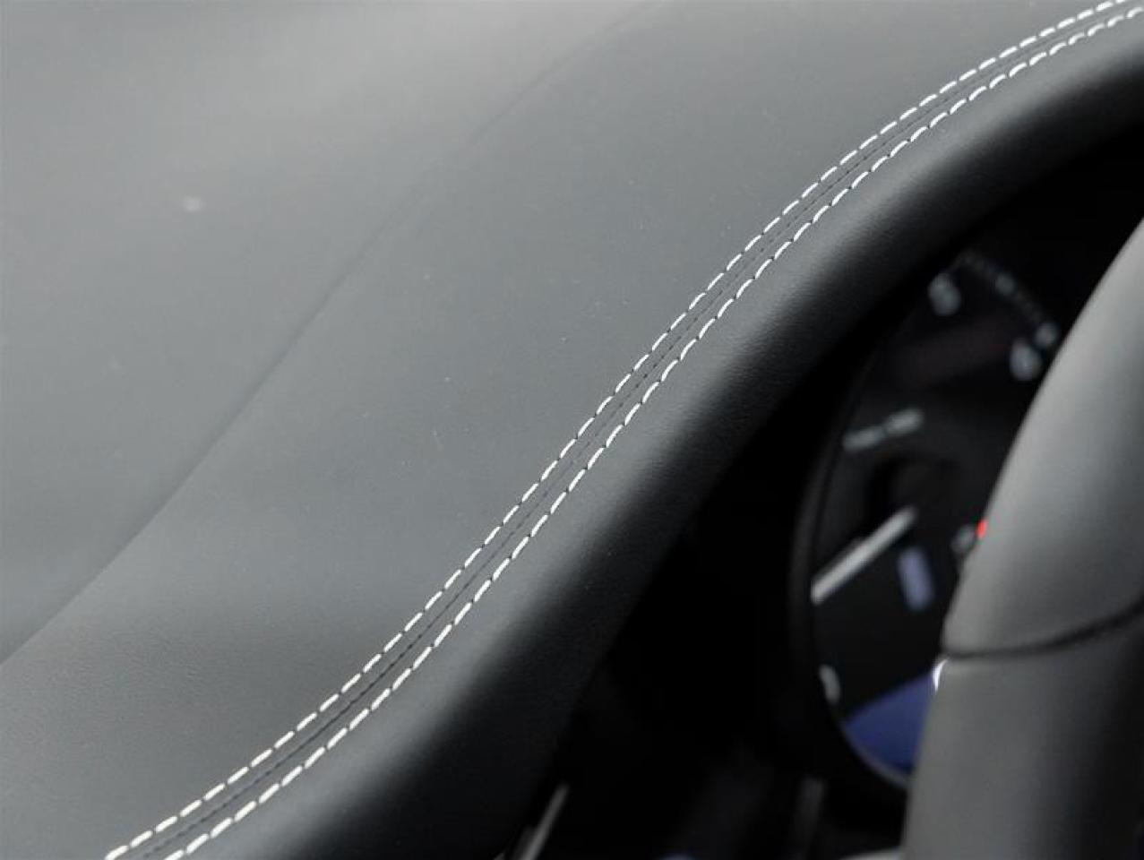 2025 Porsche Macan  Photo