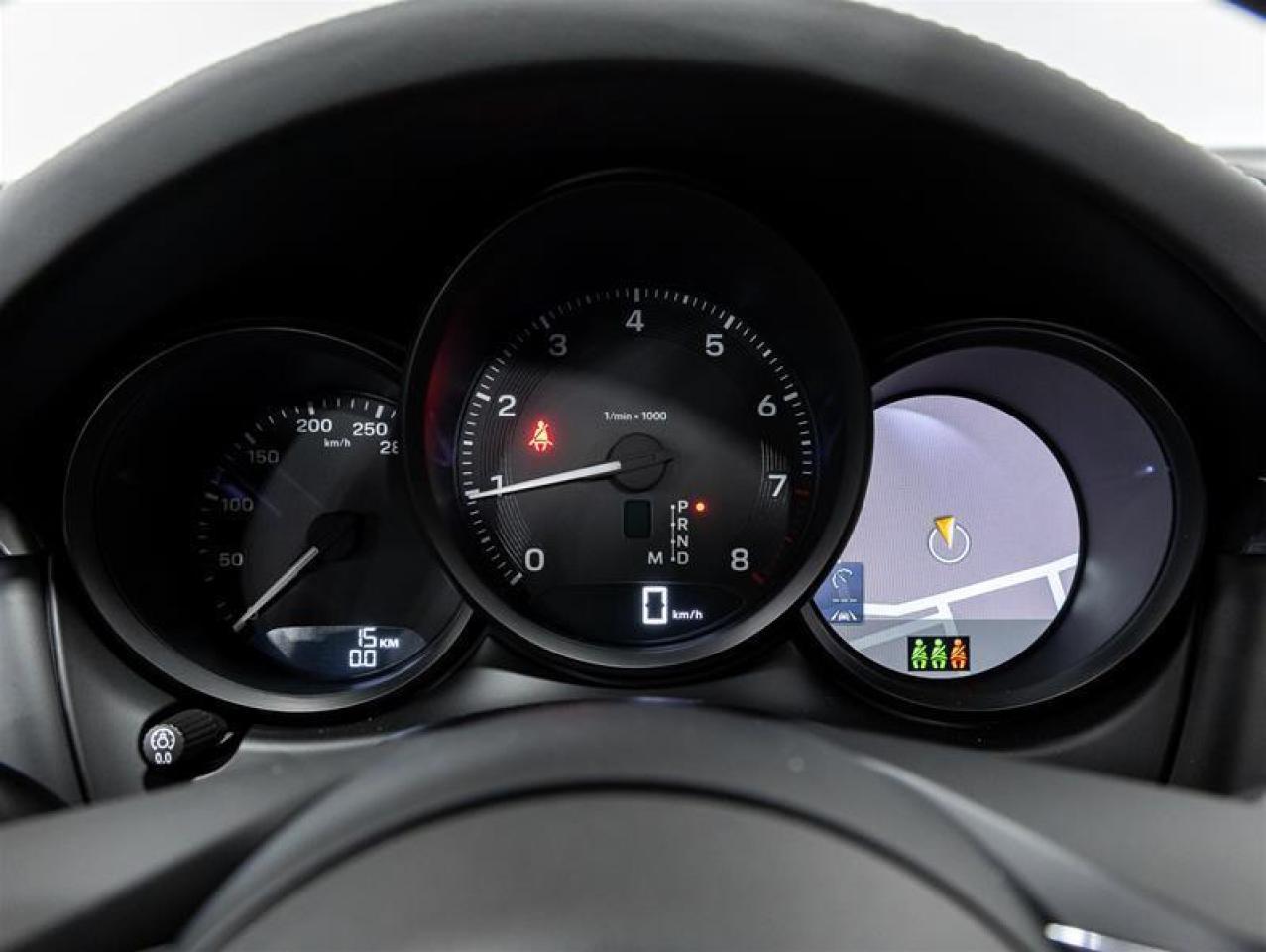 2025 Porsche Macan  Photo