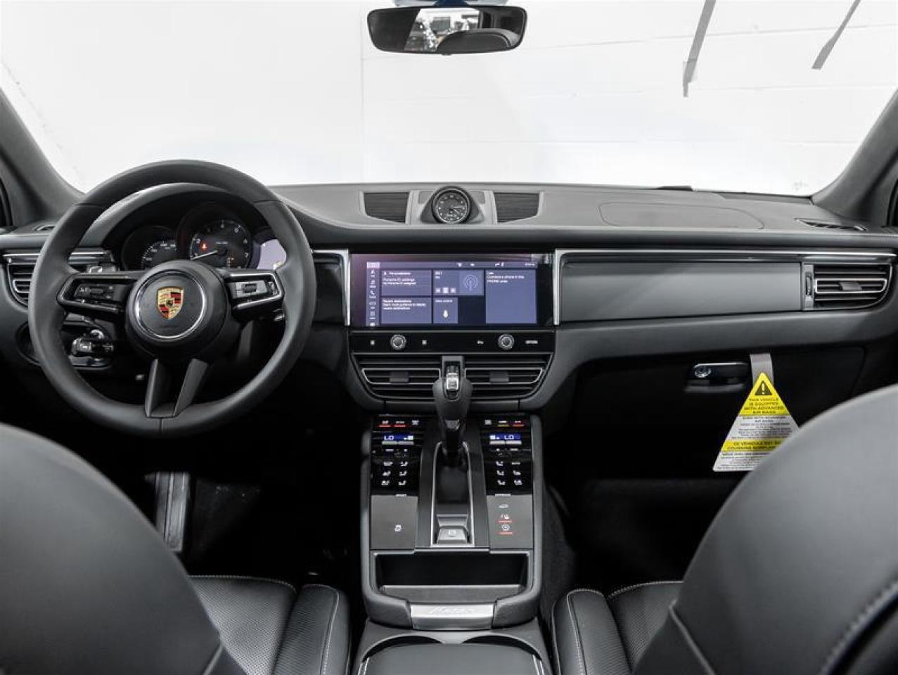 2025 Porsche Macan  Photo