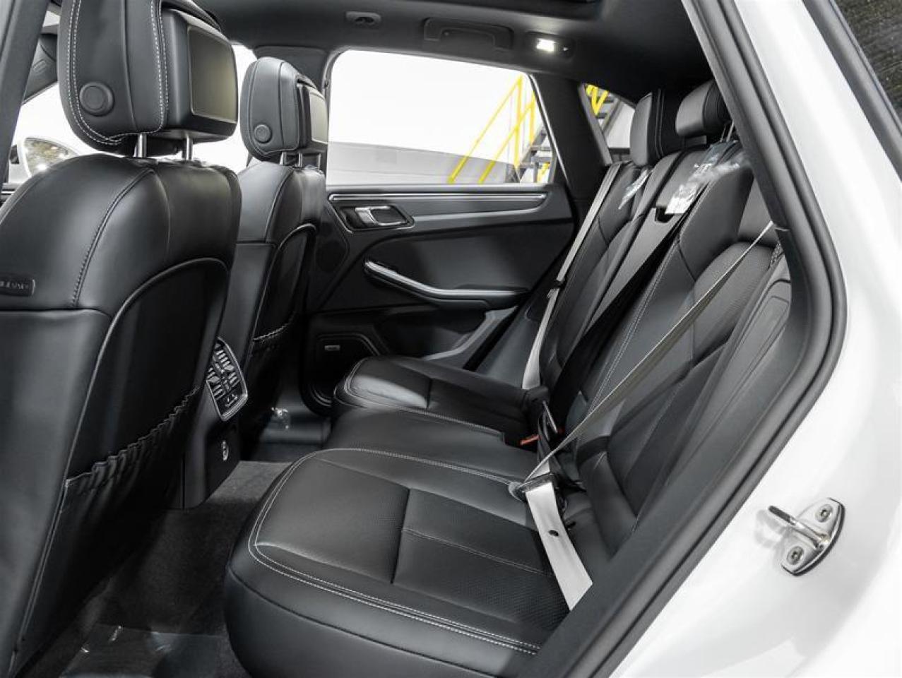 2025 Porsche Macan  Photo