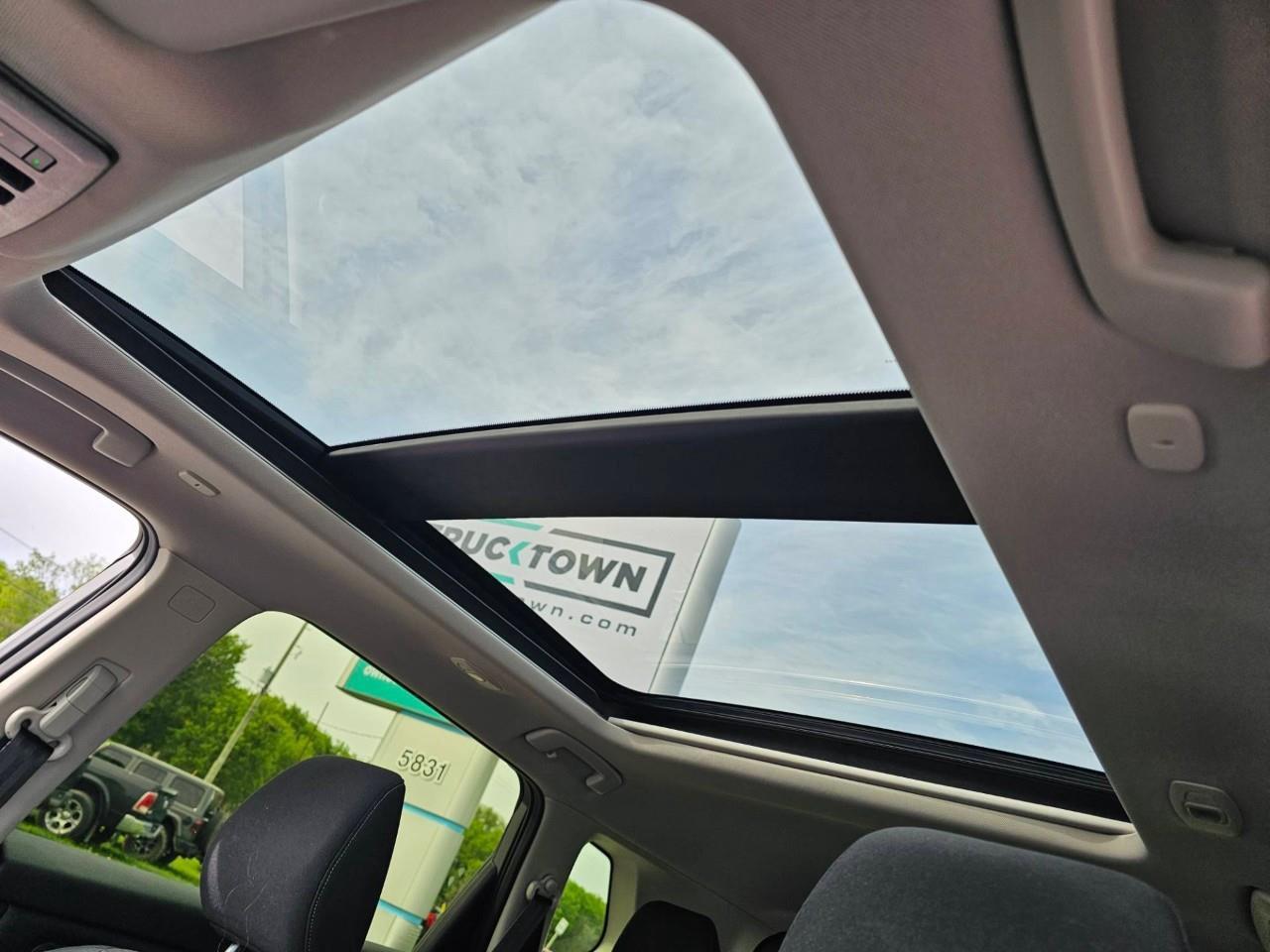 2024 Nissan Rogue SV Moonroof 4dr All-Wheel Drive Sport Utility Photo