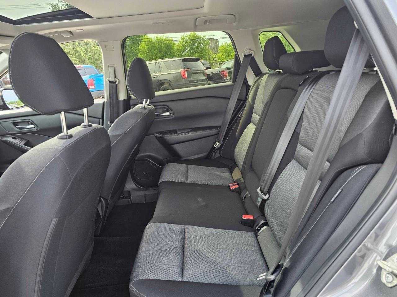 2024 Nissan Rogue SV Moonroof 4dr All-Wheel Drive Sport Utility Photo