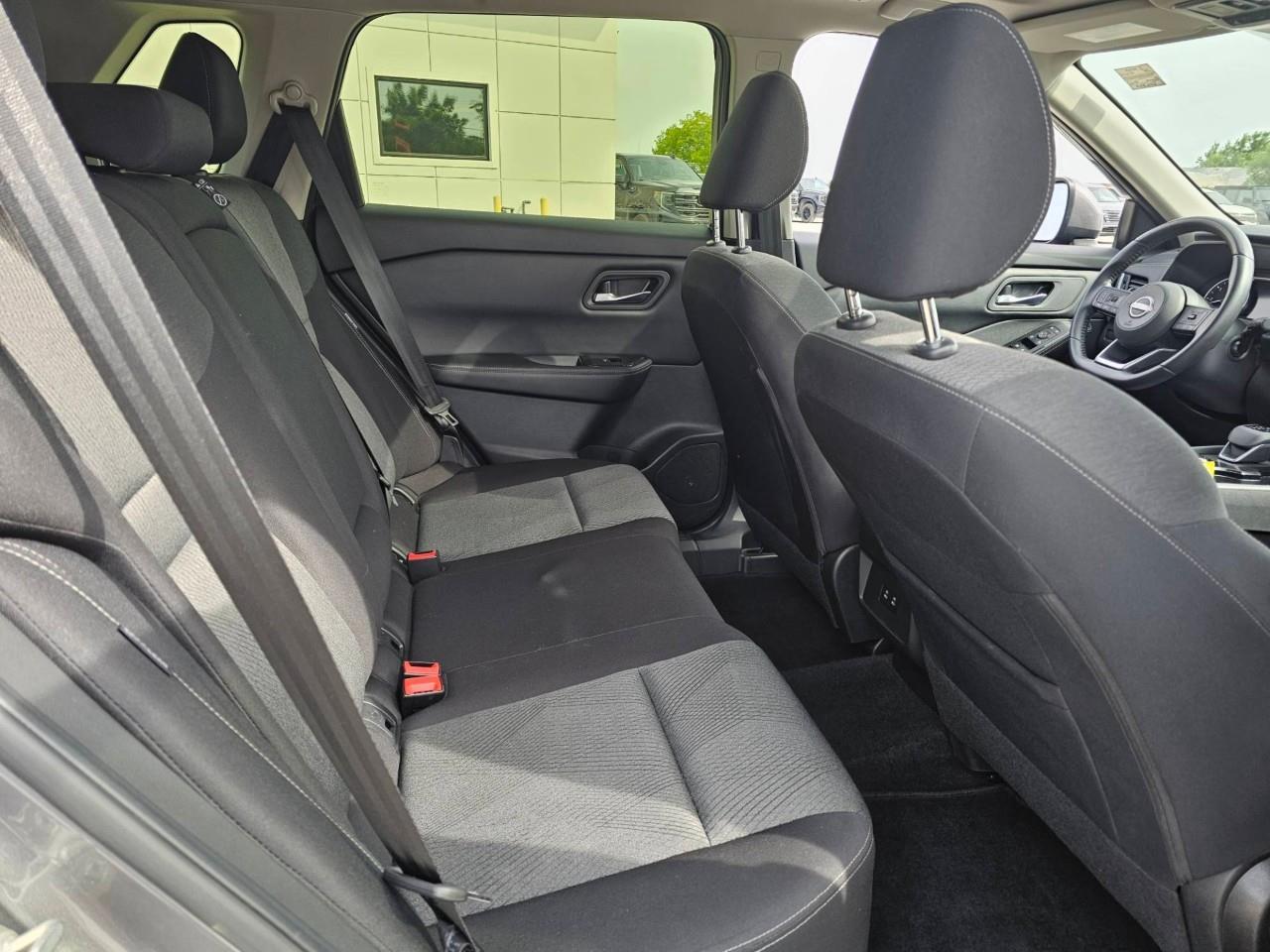 2024 Nissan Rogue SV Moonroof 4dr All-Wheel Drive Sport Utility Photo