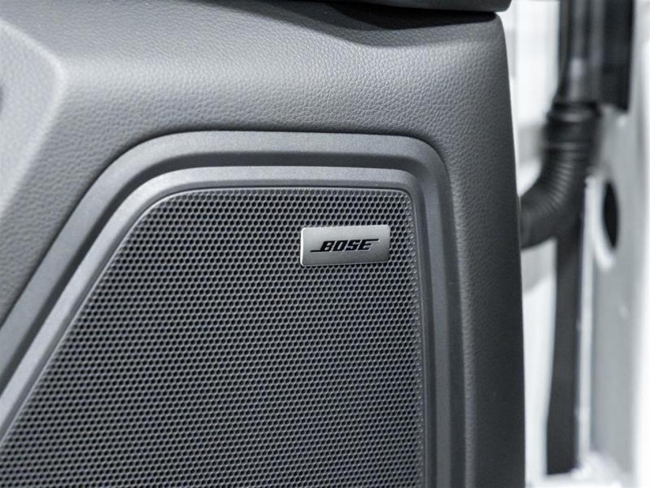 2025 Porsche Macan  Photo