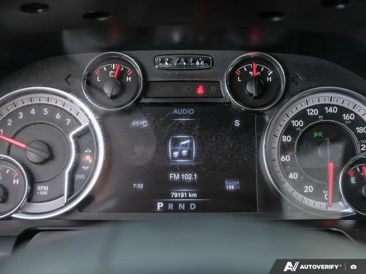 2023 RAM 1500 Classic EXPRESS 4X4 CREW CAB 5'7" BOX Photo