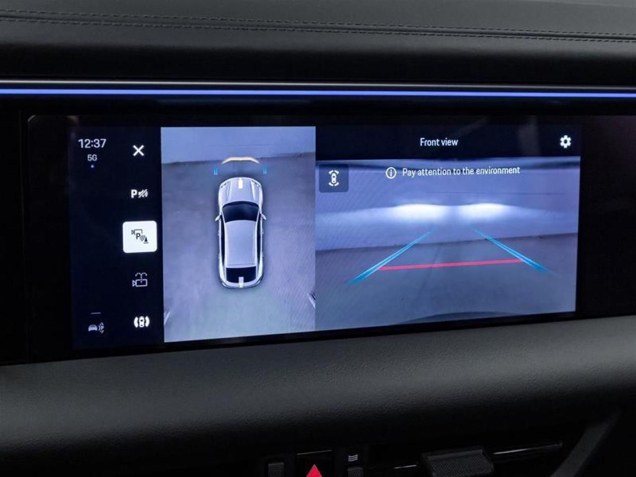 2025 Porsche Macan  Photo