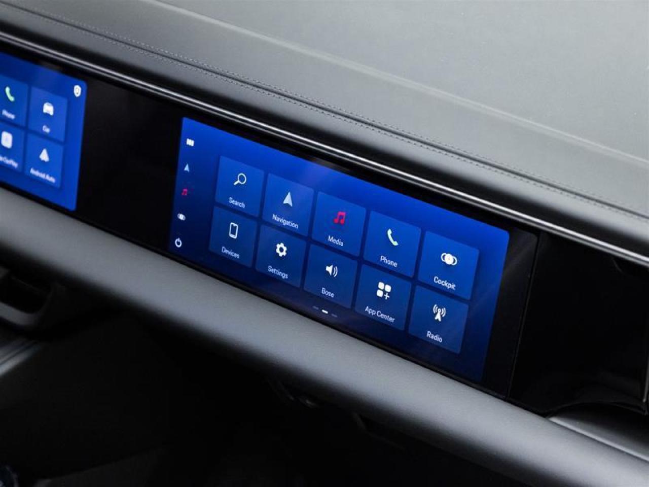 2025 Porsche Macan  Photo