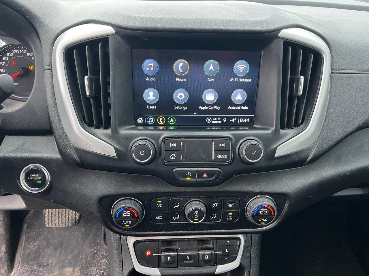 2022 GMC Terrain AWD SLE Photo