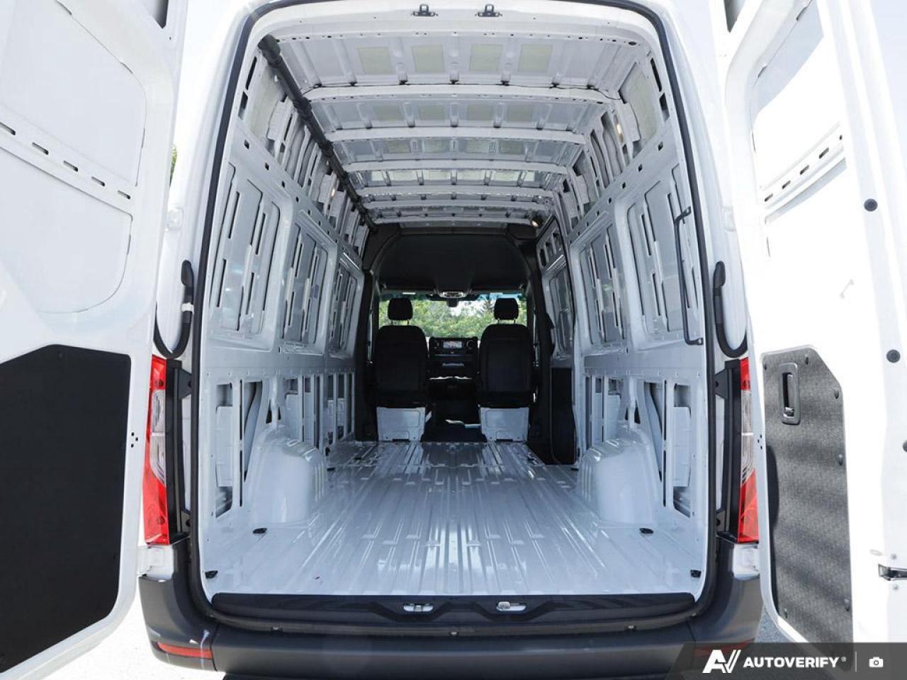 2025 Mercedes-Benz Sprinter 2500  Photo