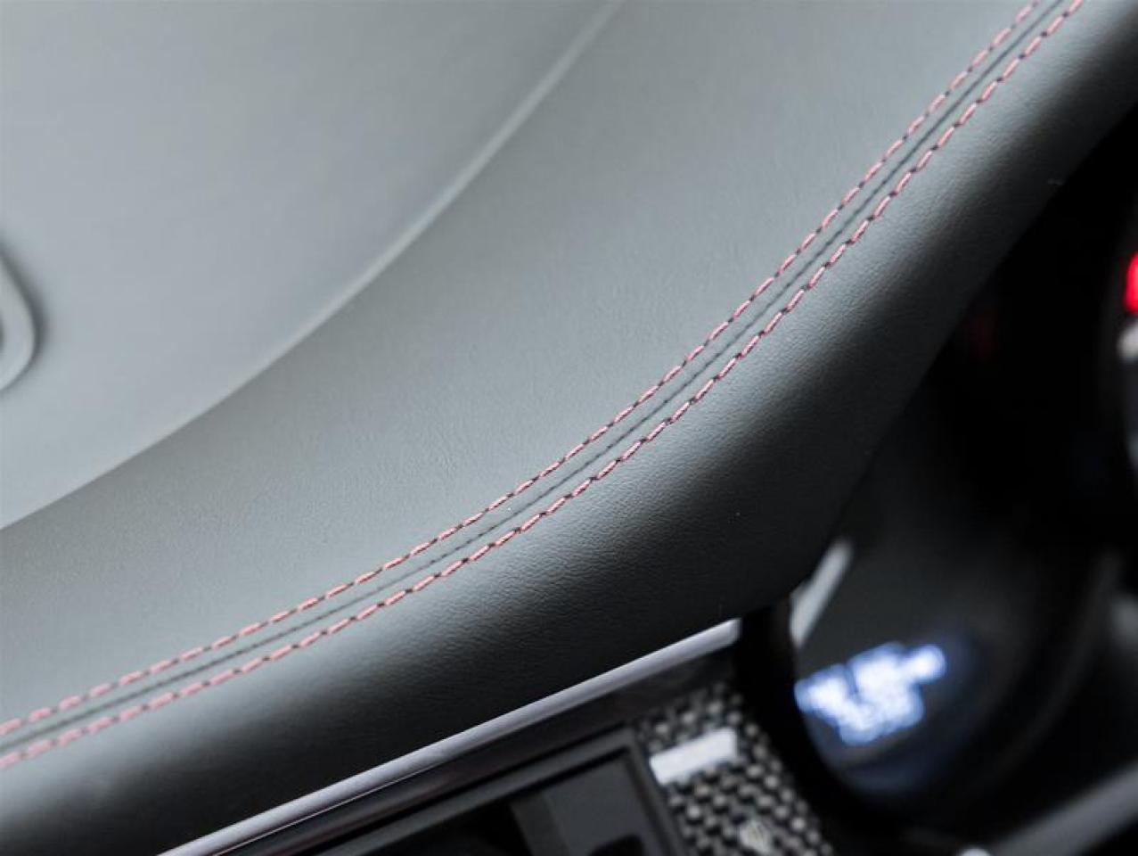 2023 Porsche Macan  Photo