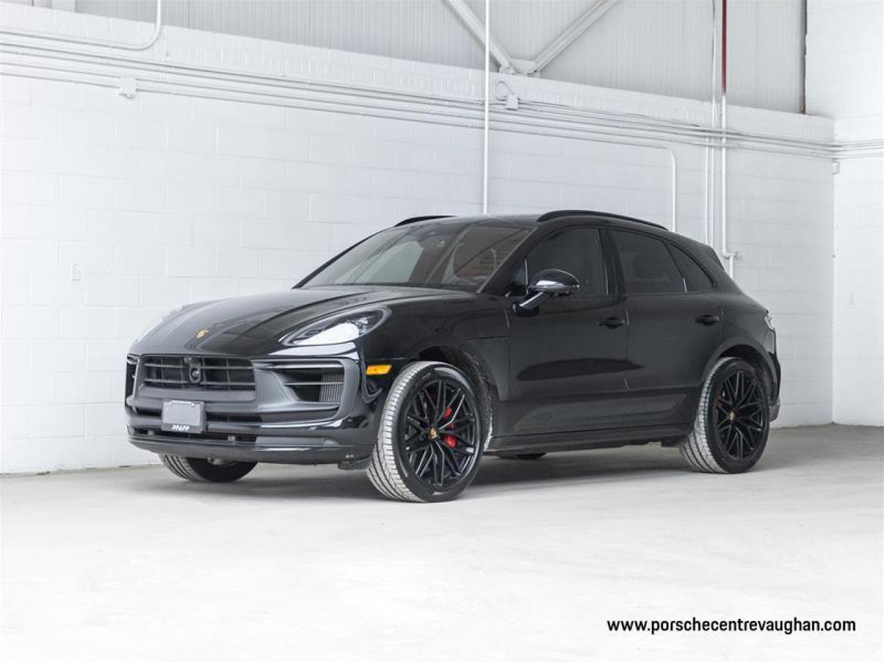2024 Porsche Macan  Photo0