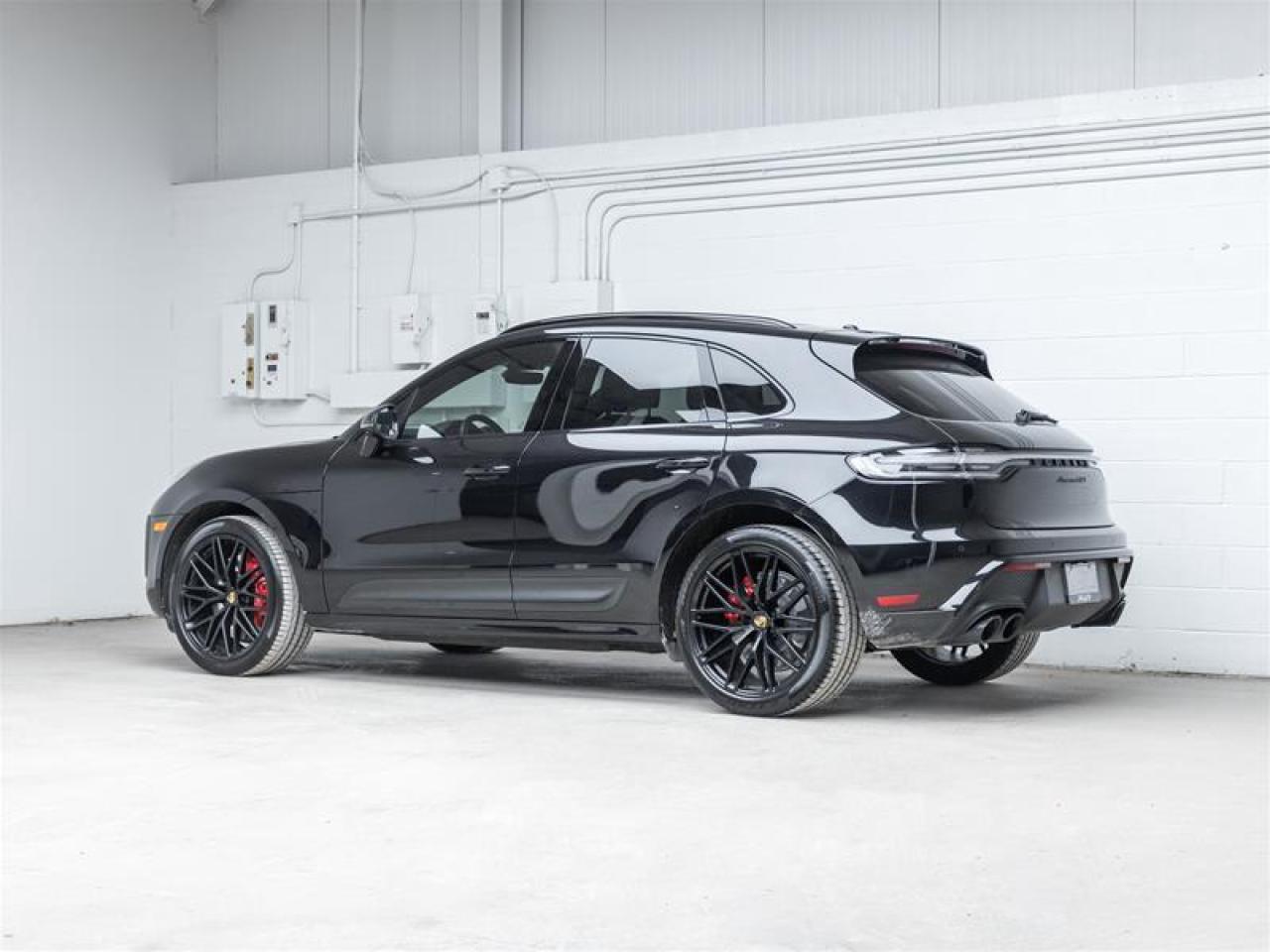 2024 Porsche Macan  Photo