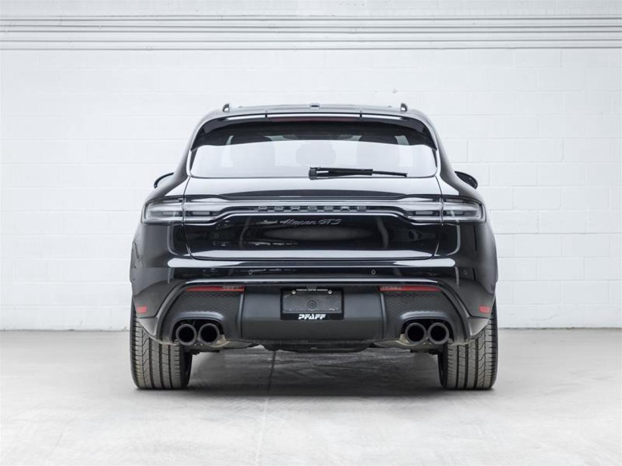 2024 Porsche Macan  Photo