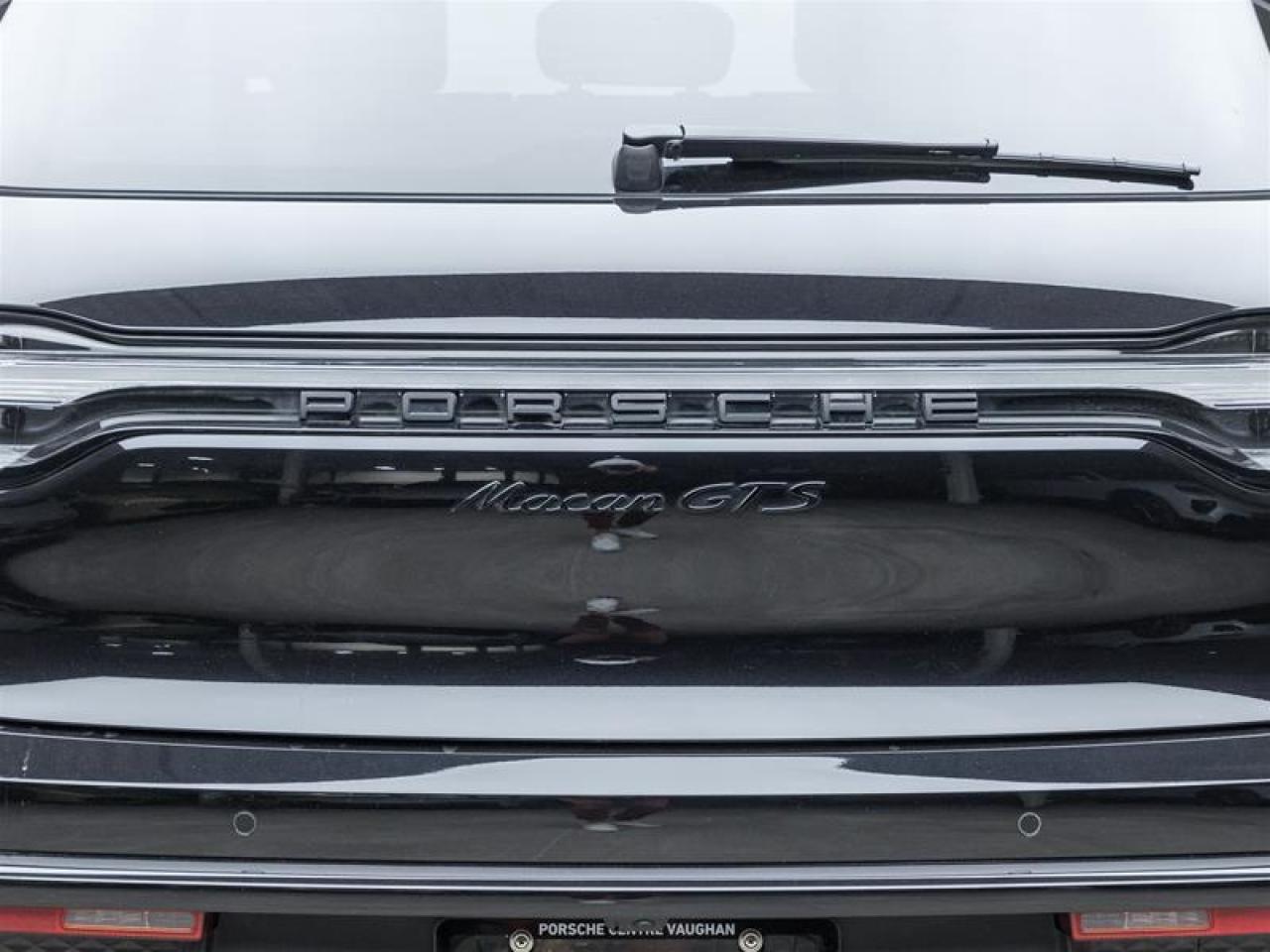 2024 Porsche Macan  Photo