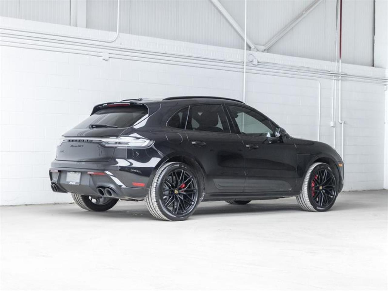 2024 Porsche Macan  Photo