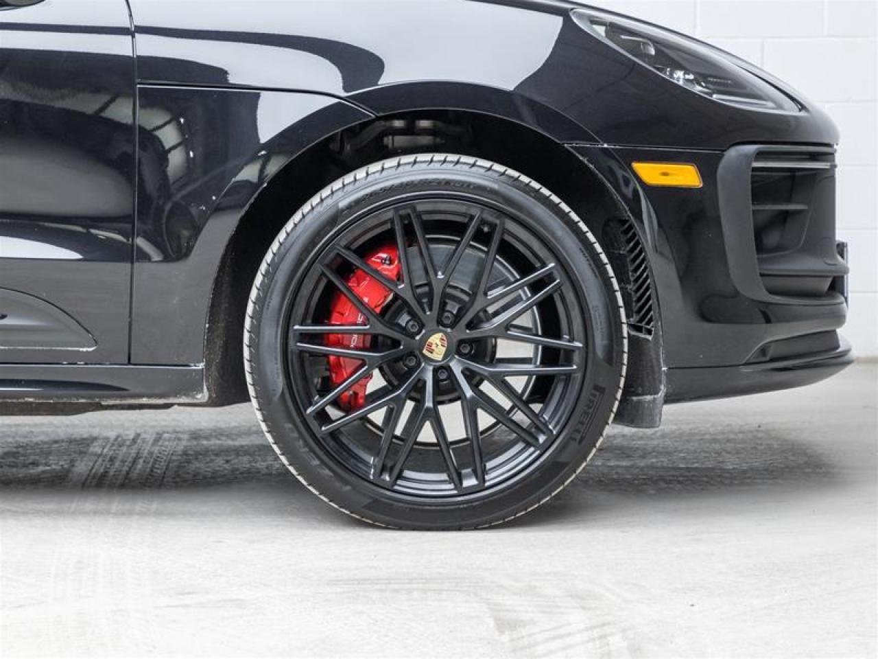 2024 Porsche Macan  Photo