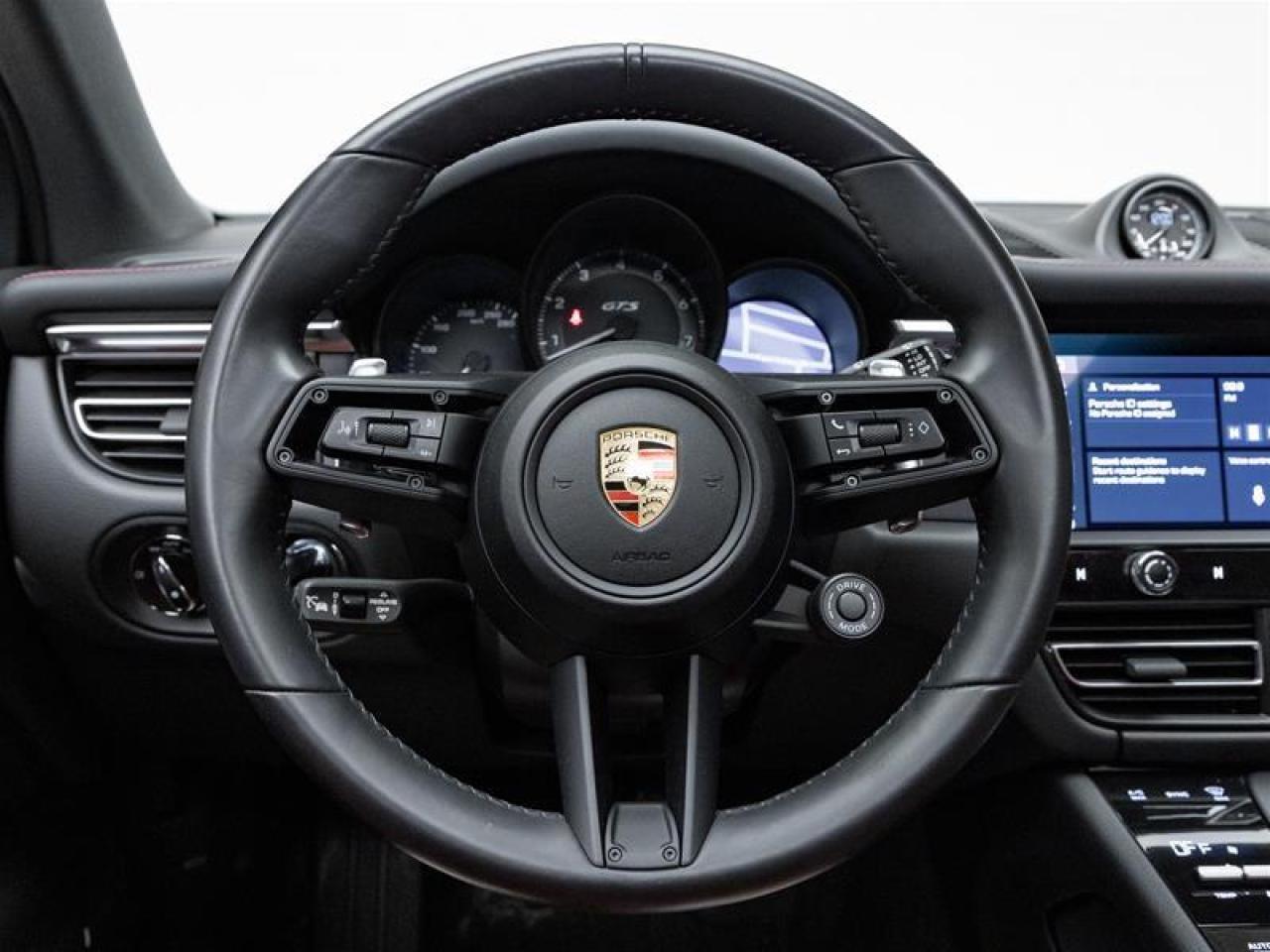 2024 Porsche Macan  Photo