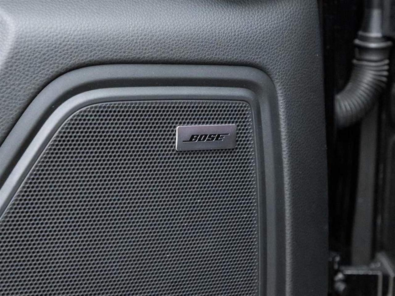 2024 Porsche Macan  Photo