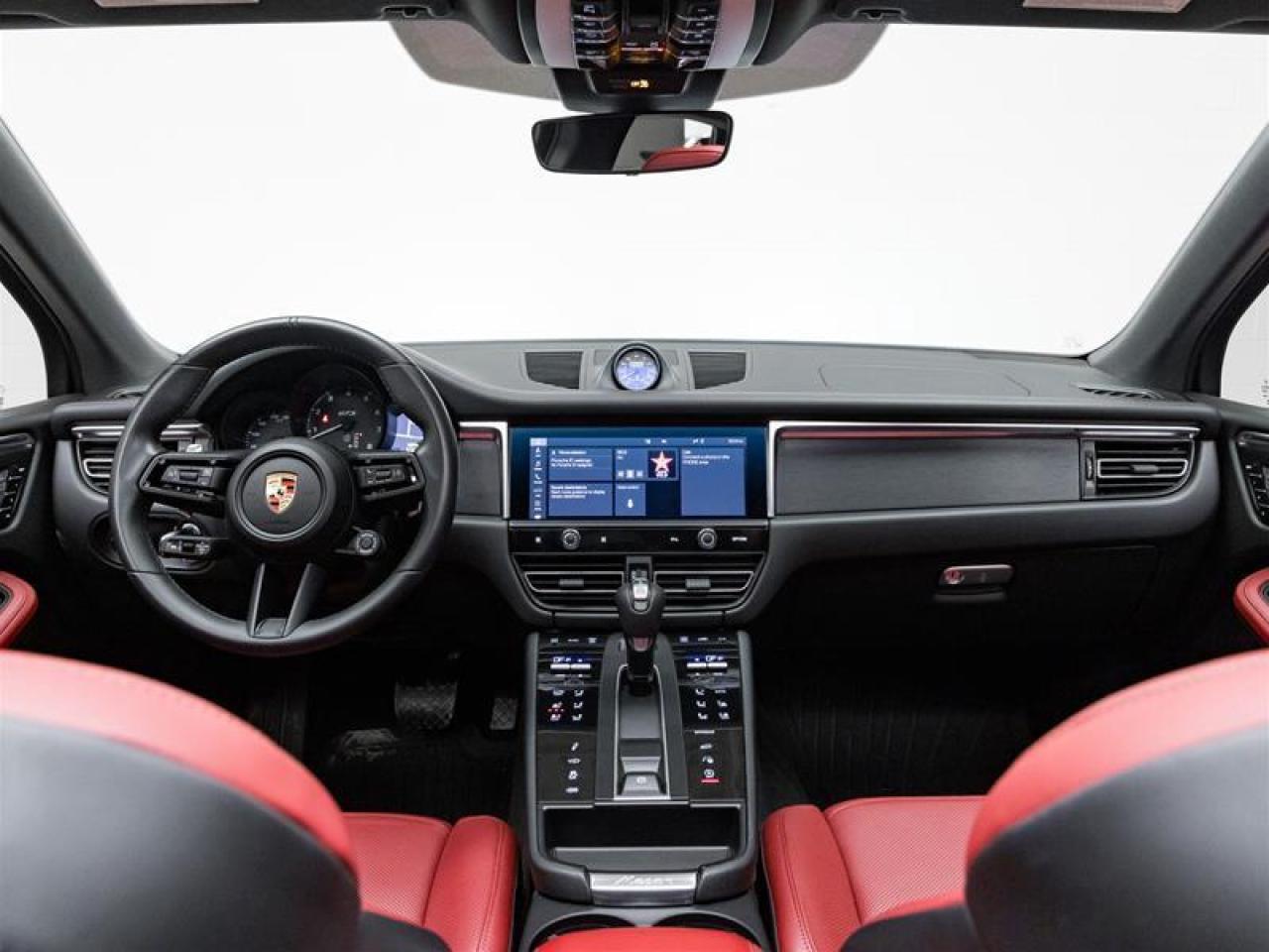 2024 Porsche Macan  Photo