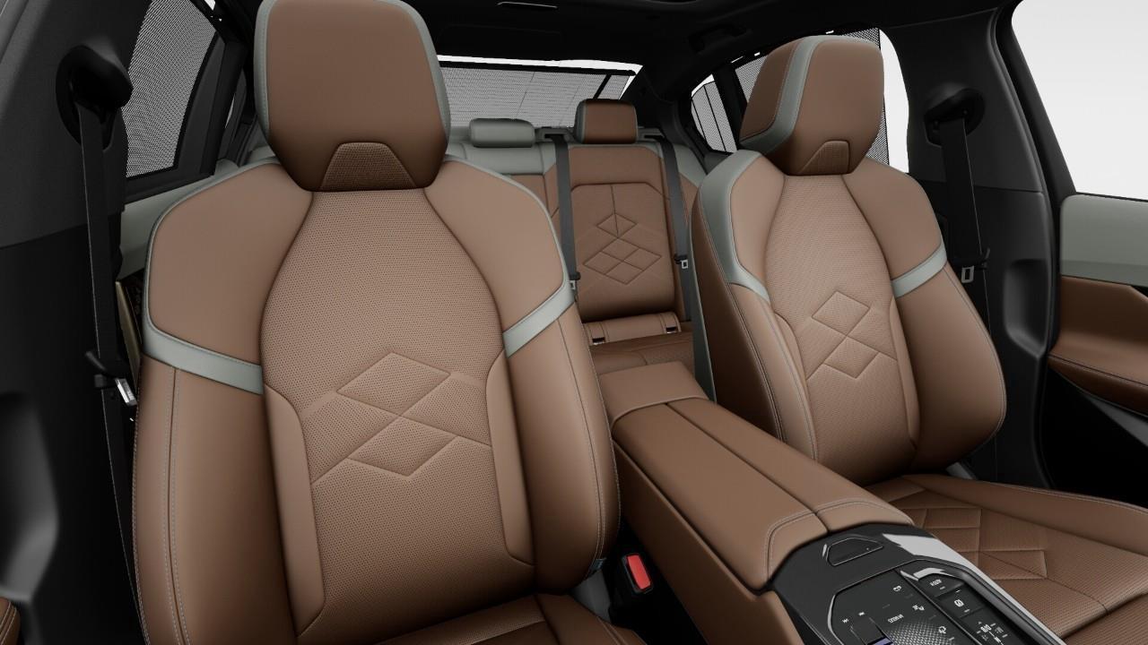 2025 BMW i5 M60i xDrive 4dr All-Wheel Drive Sedan Photo