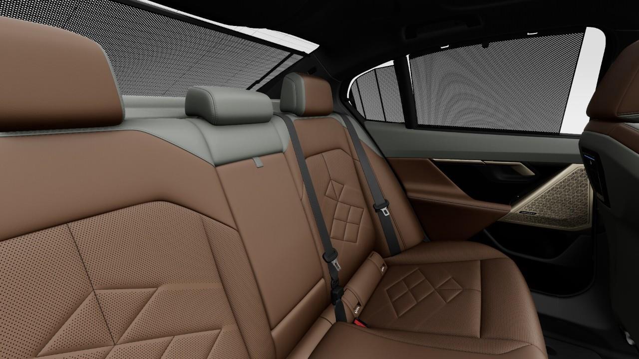 2025 BMW i5 M60i xDrive 4dr All-Wheel Drive Sedan Photo