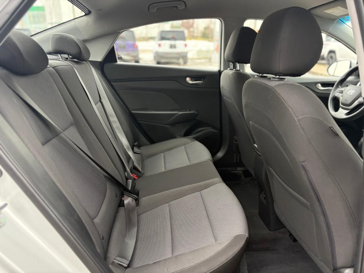2018 Hyundai Accent GL (A6) 4dr Sedan Photo3