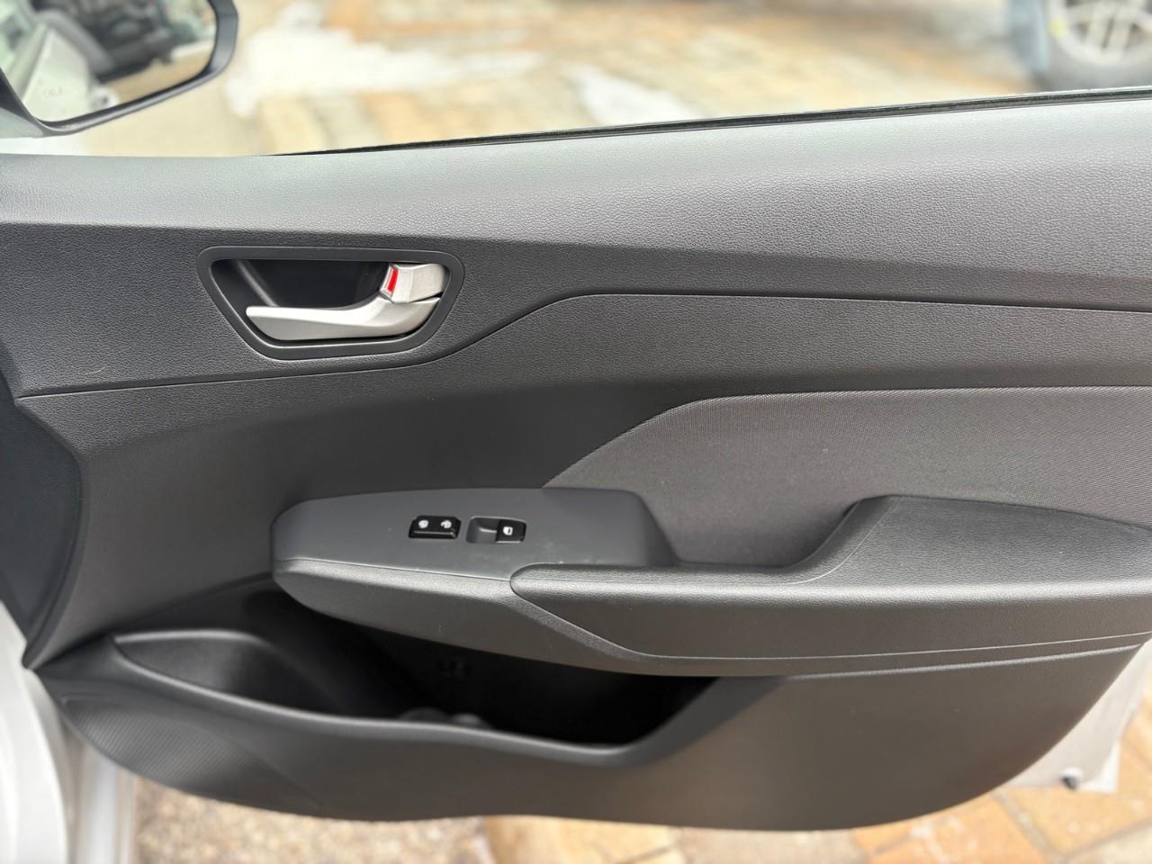 2018 Hyundai Accent GL (A6) 4dr Sedan Photo