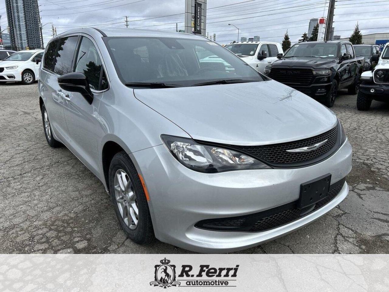 2026 Chrysler Grand Caravan SXT Front-Wheel Drive Passenger Van Photo2