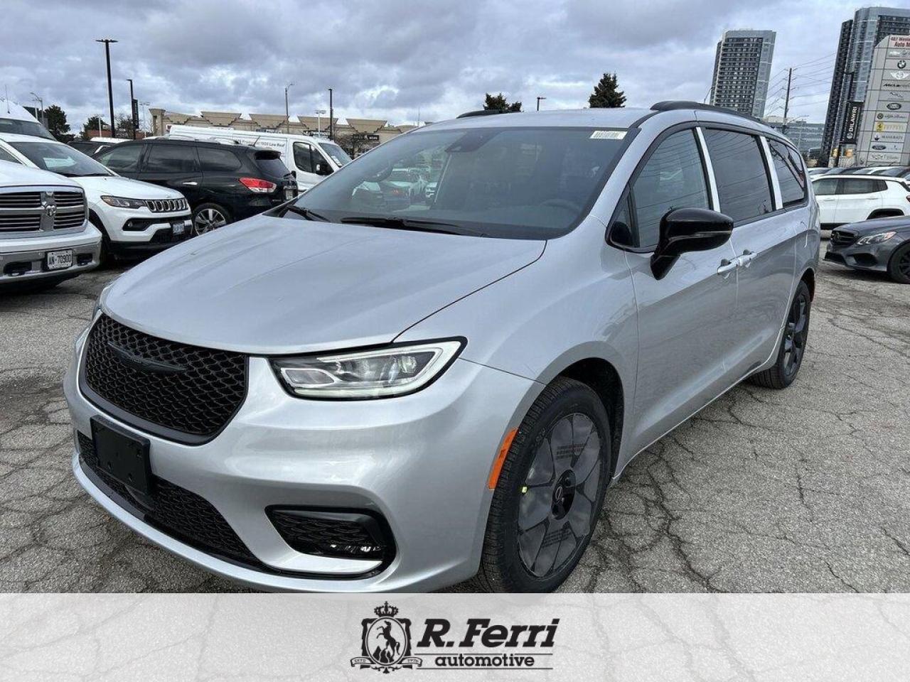 2026 Chrysler Pacifica Select Front-Wheel Drive Passenger Van Photo4