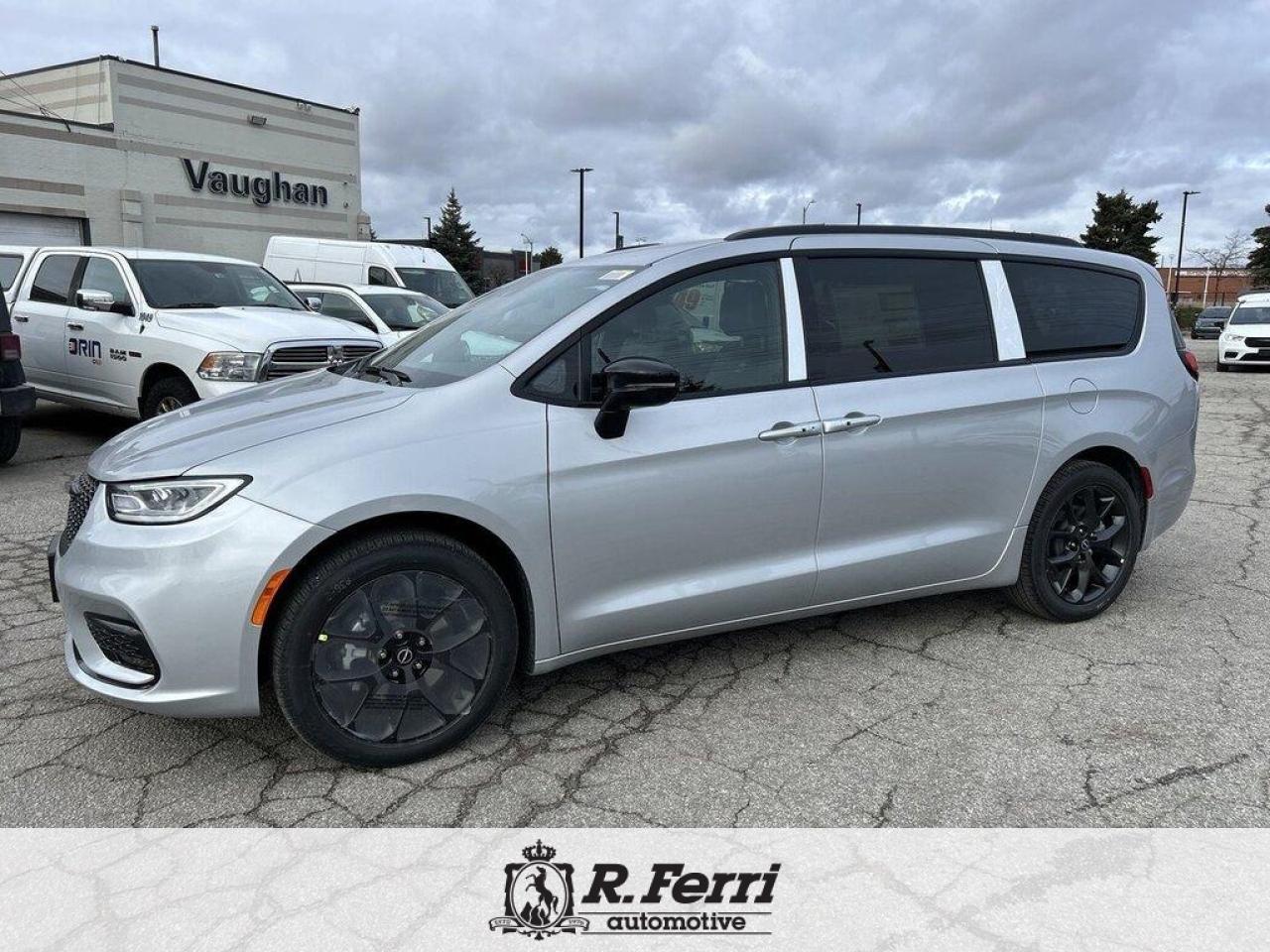 2026 Chrysler Pacifica Select Front-Wheel Drive Passenger Van Photo