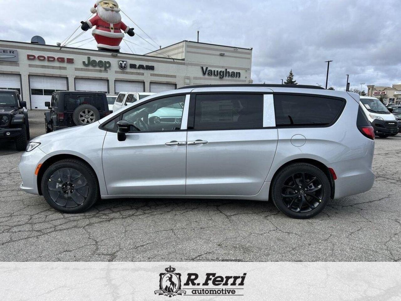 2026 Chrysler Pacifica Select Front-Wheel Drive Passenger Van Photo