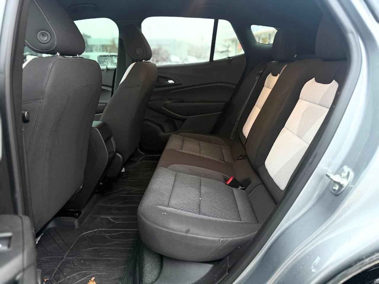 2024 Chevrolet Trax 1RS 4dr Front-Wheel Drive Photo