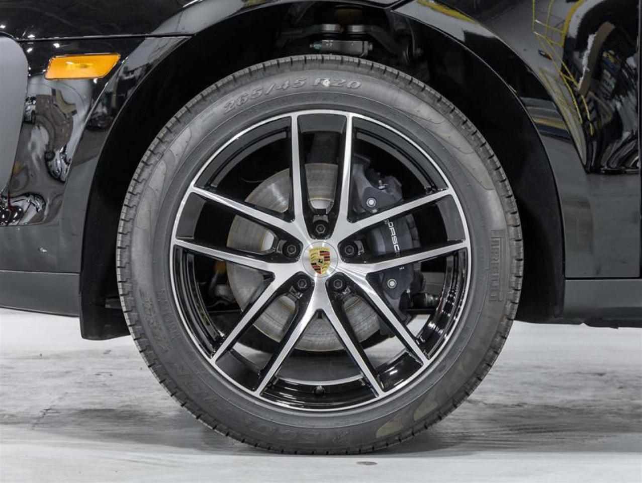 2026 Porsche Macan  Photo