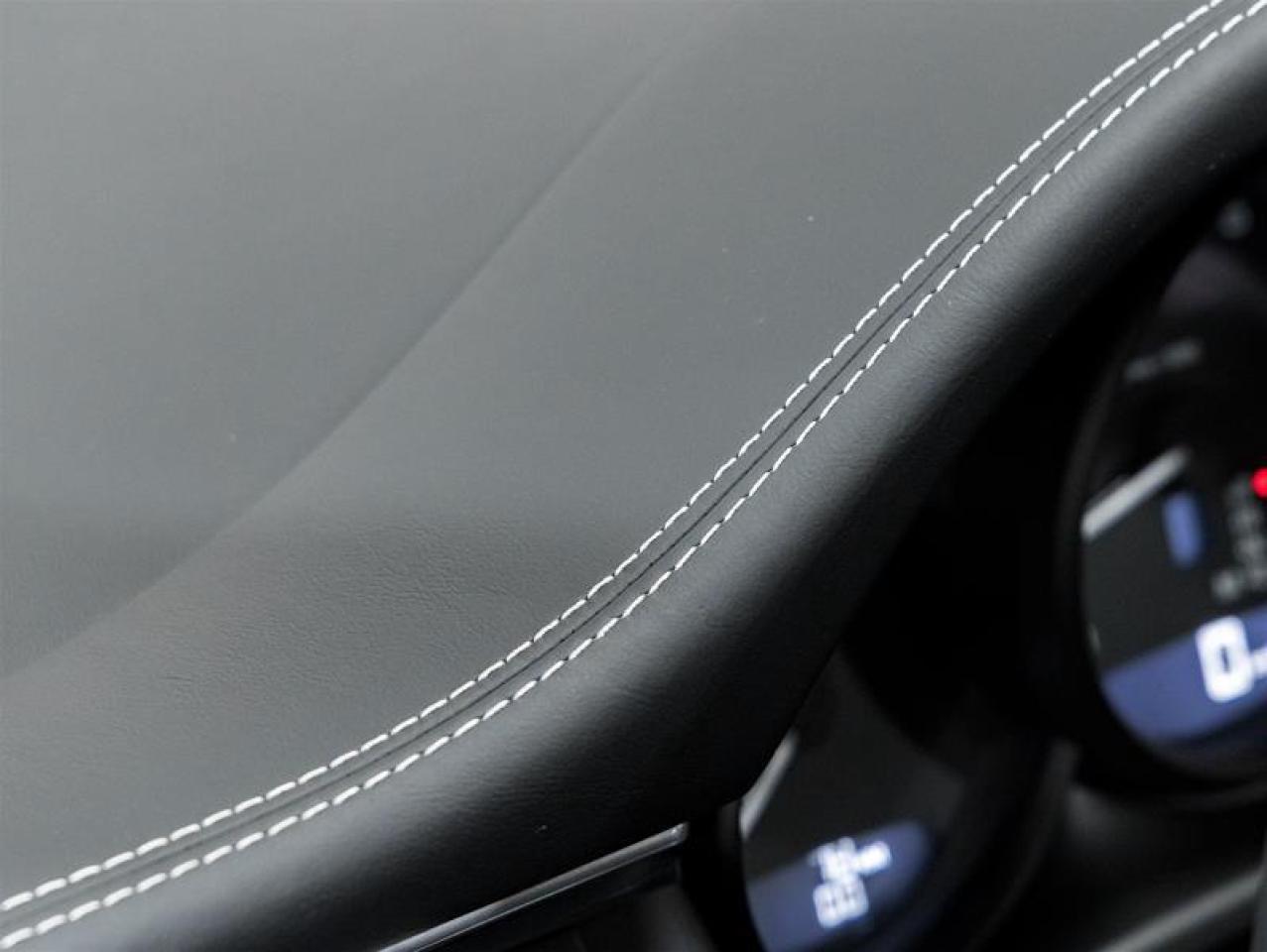 2026 Porsche Macan  Photo