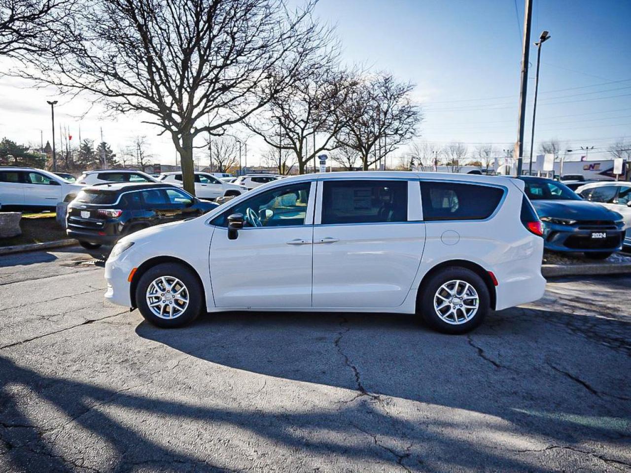 2026 Chrysler Grand Caravan  Photo