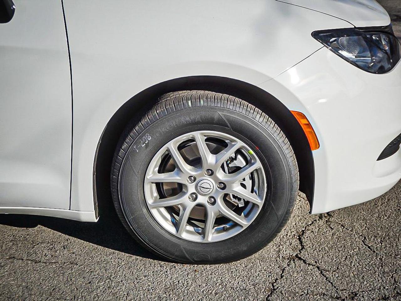 2026 Chrysler Grand Caravan  Photo